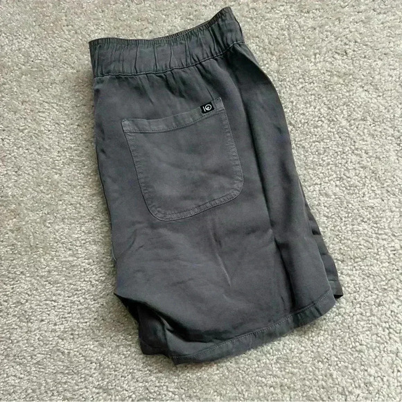 Tentree Casual Instow Summer Shorts 5” Dark Sage Women’s Size XL Drawstring - Picture 13 of 14